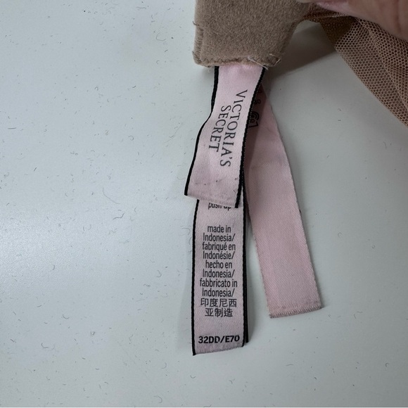 Victoria Secret under wire lace Bra‎ - Picture 5 of 6